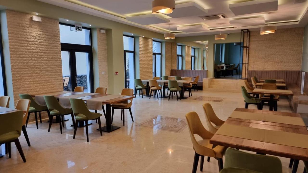 Hotel Padesul Făget Εξωτερικό φωτογραφία