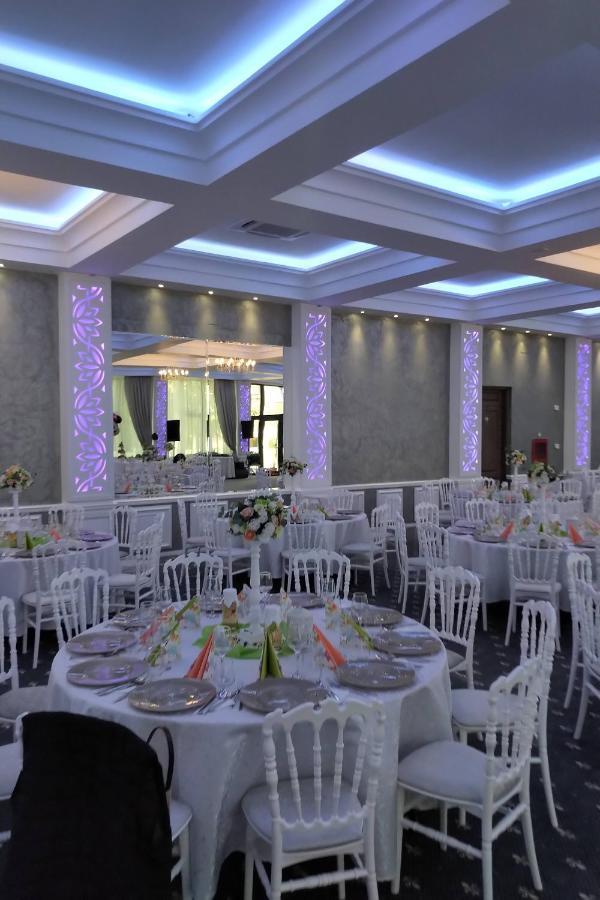 Hotel Padesul Făget Εξωτερικό φωτογραφία