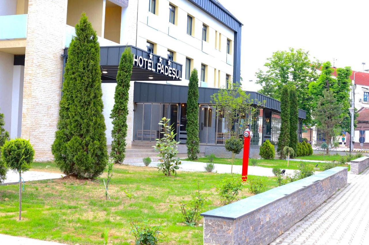 Hotel Padesul Făget Εξωτερικό φωτογραφία