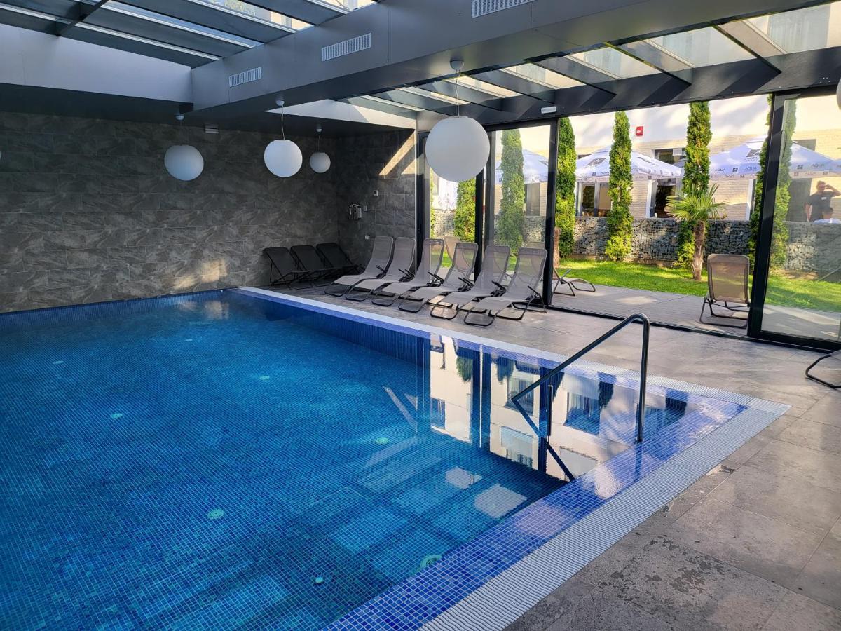 Hotel Padesul Făget Εξωτερικό φωτογραφία