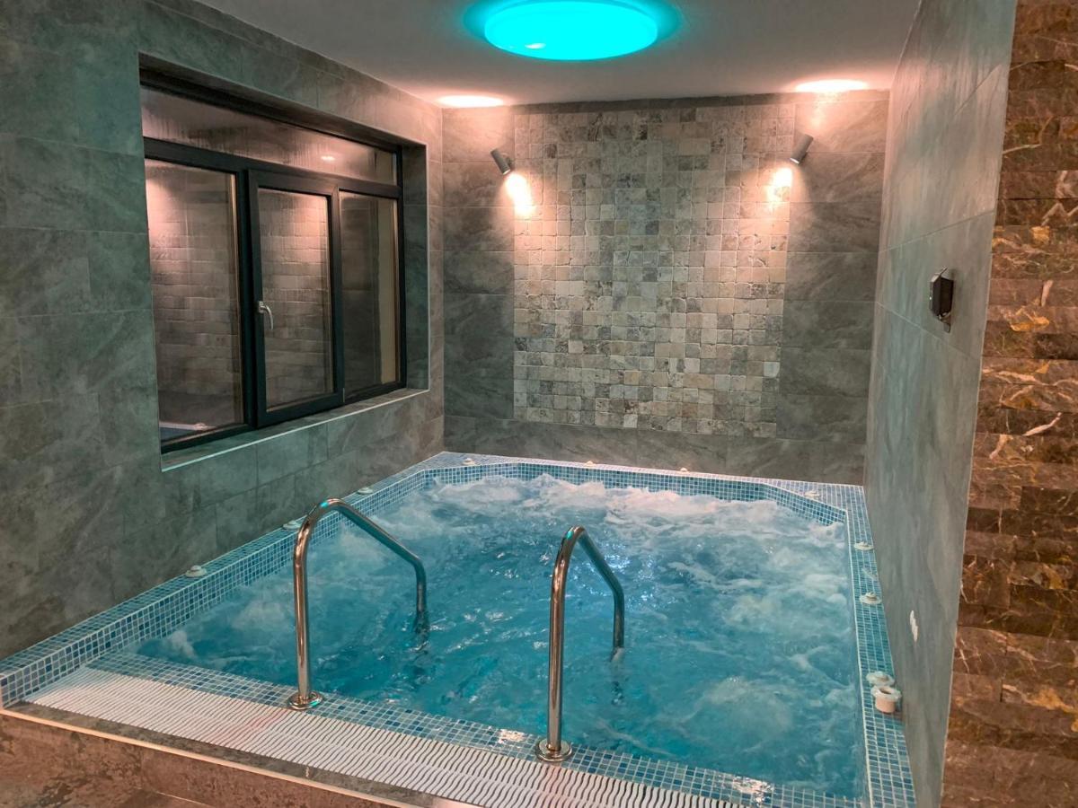 Hotel Padesul Făget Εξωτερικό φωτογραφία